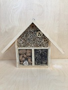 Hotel domek ul budka dla owadów pszczół murarek