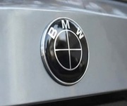 Emblemat BMW 74mm czarny e46 e90 e91 e92 f31 g20 g80 g30 g31 f90 g32