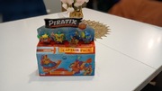 PIRATIX seria Shark Treasure Captain Pack zestaw Hammer 4 figurki Piraci