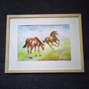 NA PREZENT. KONIE NA ŁĄCE. OBRAZ A4