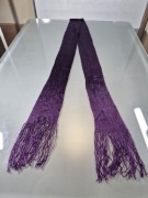 Modny Połyskujący Fioletowy Szal z Frędzlami