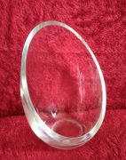 Szklany wazonik, pucharek. Fantazyjny kształt