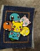 Pin przypinka broszka pokemon pikachu