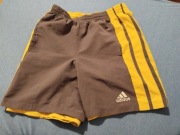 Spodenki z logo adidas używane