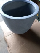 Donica ogrodowa lekki cement 43x45 cm 