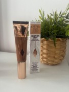 Charlotte Tilbury beautiful skin  puder podkład odcień 14