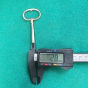 Stary klucz do mechanizmu zegara=oryginał