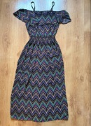 Długa sukienka we wzory