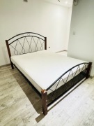 Łóżko metalowe rustykalne czarne vintage retro