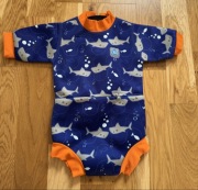 Kombinezon kąpielowy Splash About r. M 3-6 m