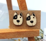Kolczyki sztyfty z drewna pies Reksio handmade 