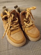 Buty dziecięce trapery ZARA