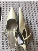 ZARA Skórzane jasnożółte masełkowe czółenka obcas typu kaczuszka 38