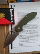 Noż Spyderco Domino C172 military oliwkowe.