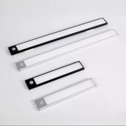 Oświetlenie podszafkowe LED 20cm do szafek, półek