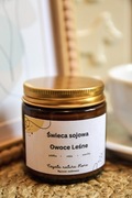 Ręcznie robiona świeca sojowa o zapachu Leśne owoce