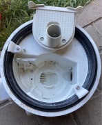 Misa z uszczelka + pompa spustowa zmywarki Bosch