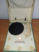 Gramofon BAMBINO1 B3 sprawny po remoncie