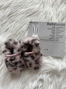 Buciki niemowlęce w panterkę 16-17 pluszowe dla dziewczynki