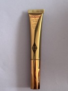 Konkurowanie twarzy Charlotte Tilbury Hollywood Contou