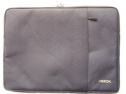 Solidne etui - pokrowiec na laptopa