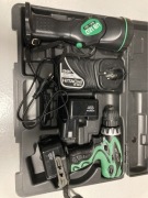 Wkrętarka Hitachi cała walizka 2 akumulatory ładowarka latarka