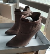 beżowe/brązowe botki Carinii