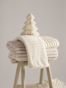 Koc Sinsay kremowy nowy w oryginalnym opakowaniu +GRATIS