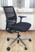 Fotel biurowy obrotowy / krzesło ergonomiczne Steelcase Think V2