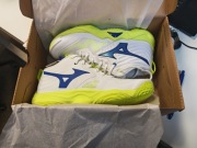 Buty siatkarskie Mizuno wave momentum Elite mid rozmiar 41 