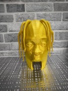 Travis Scott Astroworld Figurka ozdobna kolekcjonerska Dekoracja 20cm Gold