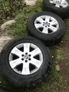 Koło zapasowe Nissan navara 
