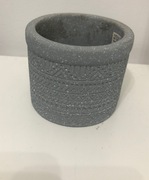 Mała doniczka na biurko