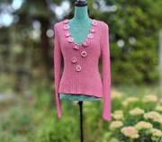 Różowy sweter boho M 38 ażurowy szydełkowy kwiaty róż hippie etno bohemian