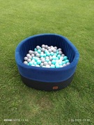 Suchy basen z kulkami 