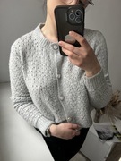 Szary, miękki, kaszmirowy, rozpinany sweterek