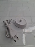 ładowarka do szczoteczek elektrycznych Braun Oral-B typu 3757