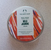 Krem The Body Shop Wild Jasmine 