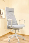 Jasnoszary Ikea Markus - fotel biurowy - krzesło obrotowe - stan bdb