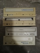 Nagrywarki Napędy CD 4 sztuki - Plextor, Yamaha, Lite-on
