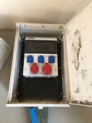 Skrzynka elektryczna na budowę z kablem + rozdzielnica RBT