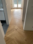 Podłoga Drewniana Parkiet Warstwowy Jodełka Dąb Naturalny 15x140x700mm