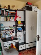 Zestaw mebli młodzieżowych z szafą, biurkiem, regałem na książki 360 cm