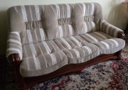 Stylowa sofa tapicerowana rozkładana