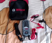 Ładowarka Bosch C30, nowa!