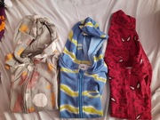 Zestaw 3 rozpinanych bluz z kapturem w rozmiarze 128