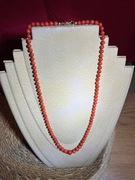 NASZYJNIK Z KORALI SZLACHETNYCH/NATURALNYCH ZE ZŁOTYM ZAPIĘCIEM PR.750