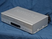 Magnetowid Philips VR550 prosty, stereofoniczny, w pełni sprawny