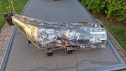 Toyota Corolla E18 E-18 prawa lampa przód LED