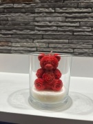 ŚWIECZKA OZDOBNA MISIU W SZKLE OTWARTYM.